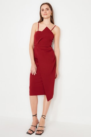 Vestido direito Bordô