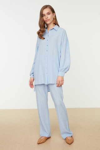 Camisa e calças direitas Azul-celeste