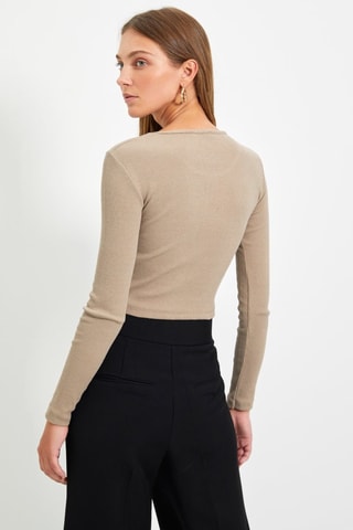 2 t-shirts cropped - Bege e castanho