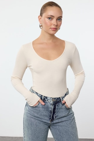 2 t-shirts - Cru e azul-marinho