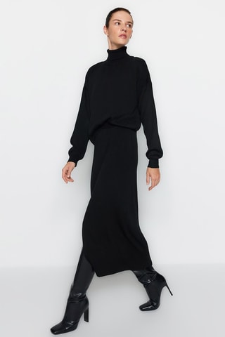 Camisola e saia - Preto