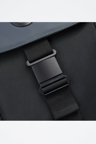 Mochila - Azul y gris oscuro