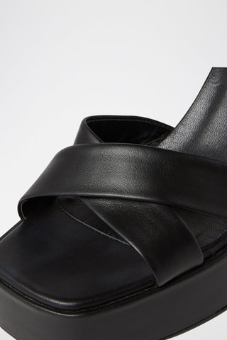 Sandales à talons en cuir - Noir