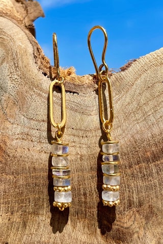 Pendientes bañados en oro fino amarillo - Piedras de luna