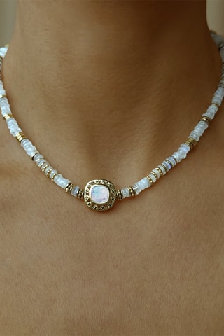Collar bañado en oro fino amarillo - Piedras de luna y espinela