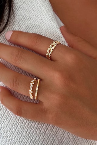 Anillo - 
Plata esterlina bañada en oro fino amarillo