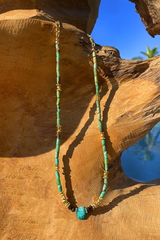 Collar - Turquesa verdadera y espinela negra