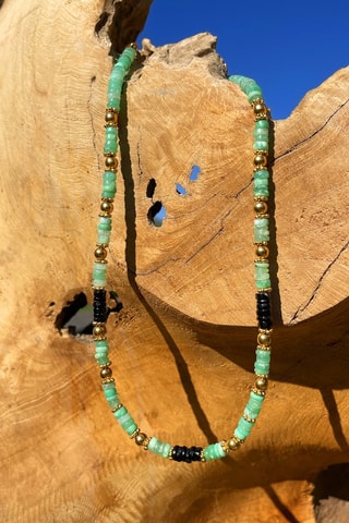 Collar bañado en oro fino amarillo - Crisoprasa y espinela