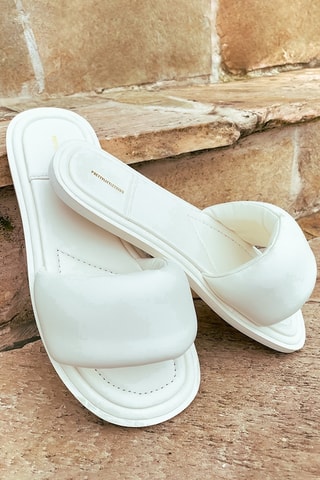 Mules - Ecru- Pretty Little Thing