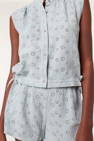 Blouse van Engelse Borduursels Hada Hemelsblauw