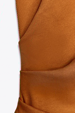 Top asymétrique - Camel