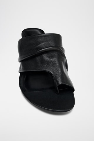 Sandales à talons en cuir - Noir