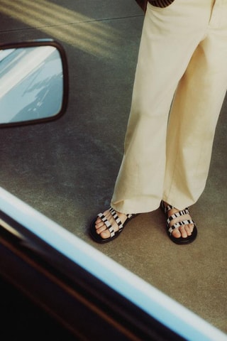 Sandales en cuir - Blanc et noir