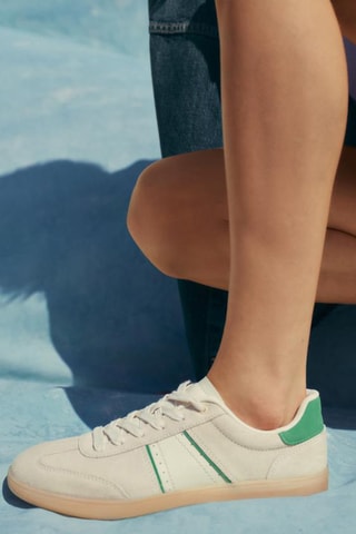 Baskets en nubuck - Ecru