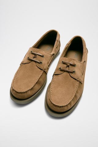Chaussures bateau en nubuck - Camel