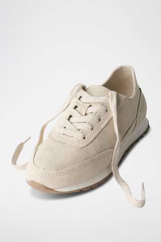 Baskets en nubuck - Ecru