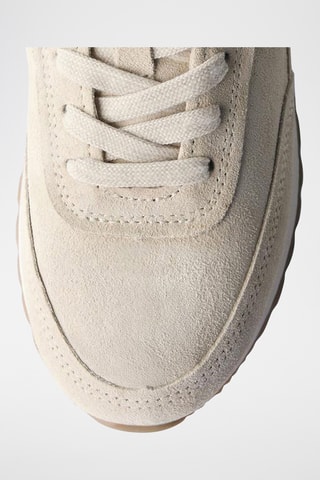 Baskets en nubuck - Ecru