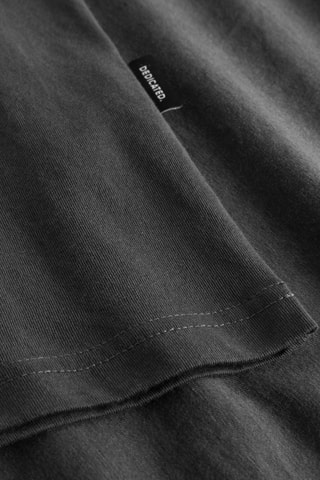 T-shirt regular em algodão biológico - Cinzento-escuro