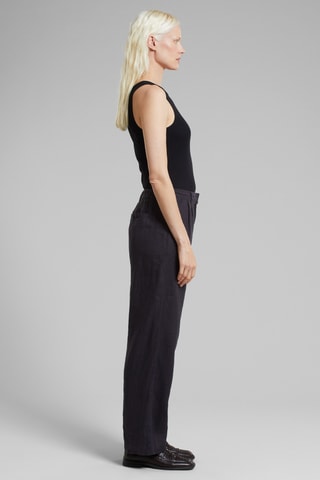 Calças cintura subida em linho - Preto