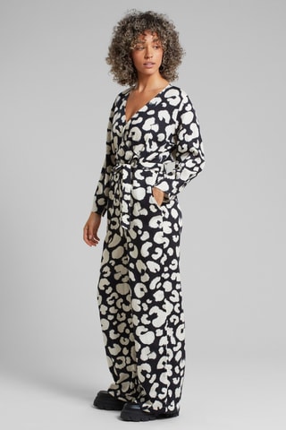 Macacão relaxed - Preto