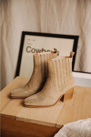 Bottines en nubuck Teresa Piccolo Studs - Beige