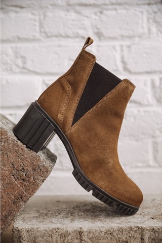 Bottines Chelsea en croûte de cuir nubuck Nielsa Suede - Marron