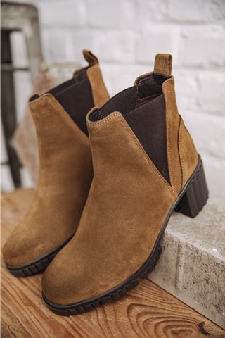 Bottines Chelsea en croûte de cuir nubuck Nielsa Suede - Marron