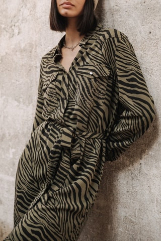 Robe chemise Ravissa Svanna - Noir et vert