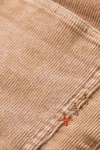 Calças slim em veludo - Castanho