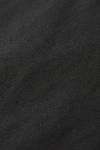 Parca com capuz - Preto