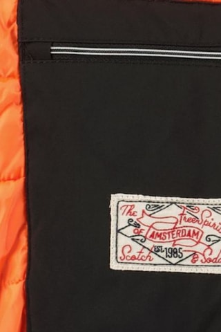 Casaco com capuz - Preto