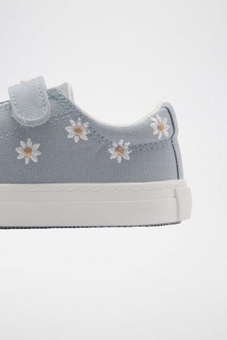 Tennis brodées à fleurs - Bleu clair