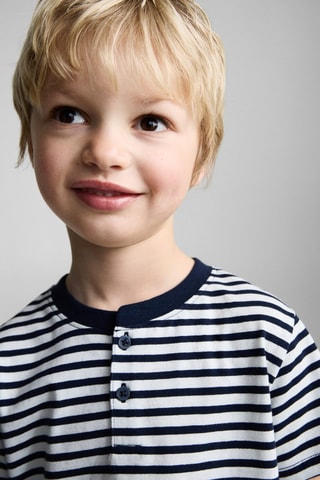 T-shirt à rayures et boutons - Bleu marine