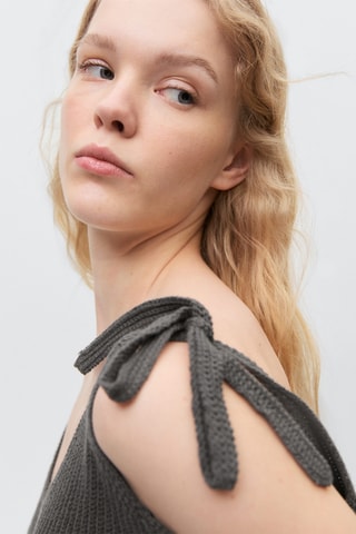 Pull-over cut out - Rose clair