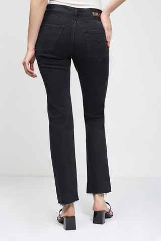 Vaquero regulat fit Julye - Negro