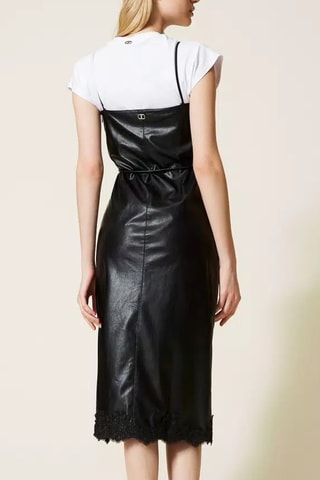 Vestido midi y camiseta - Negro