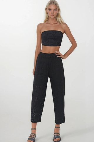 Crop top bustier et pantalon 7/8 - Noir