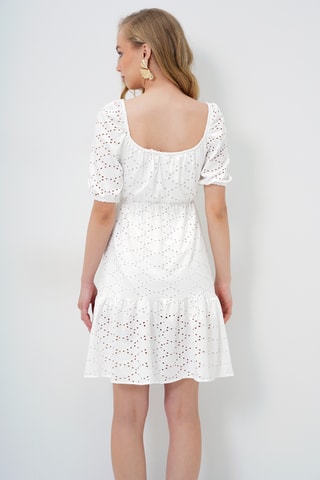 Robe patineuse en dentelle - Blanc