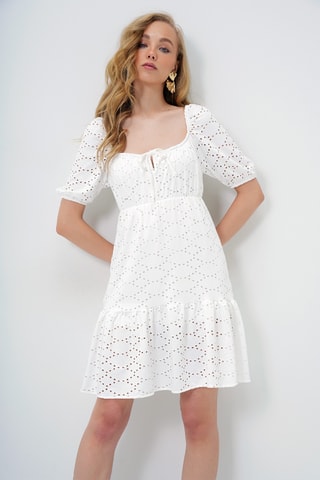 Robe patineuse en dentelle - Blanc
