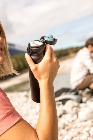 Cantil isotérmico em aço inoxidável Thermos Ultralight - 50 cl