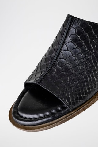 Mules em couro - Preto - Preto