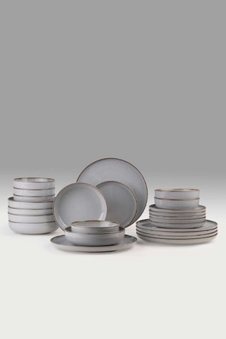 Service en porcelaine - 24 pièces