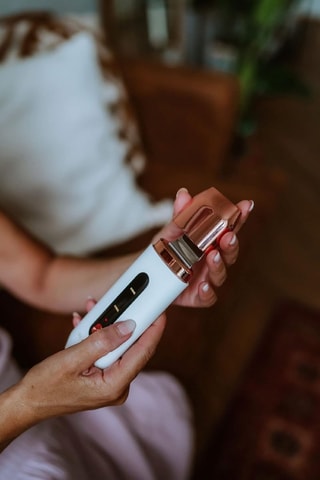 Dispositivo per la pulizia del viso