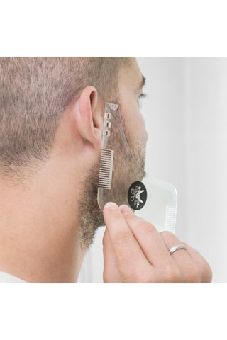 Modello rasatura barba