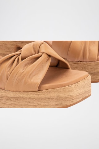 Sandales compensées en cuir - Camel