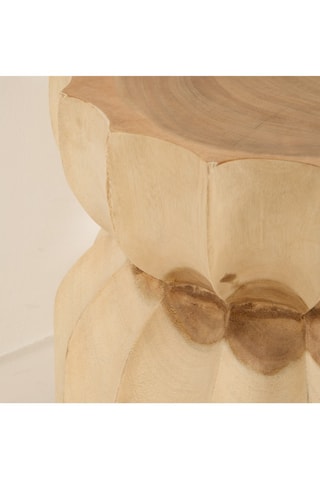 Mesa de cabeceira em madeira de trembesi - 34 x 45,5 x 34 cm