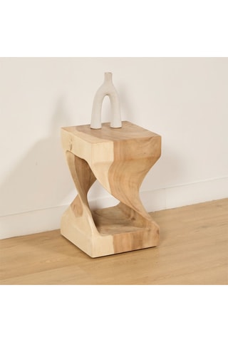 Mesa de apoio em madeira de trembesi - 30 x 45 x 30 cm