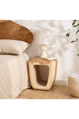 Mesa de cabeceira em madeira de trembesi maciço - 40 x 47 x 35 cm