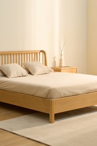 Cama em madeira de sungkai - Área de deitar 150 x 200 cm