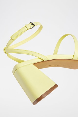 Sandalen met Hak Geel